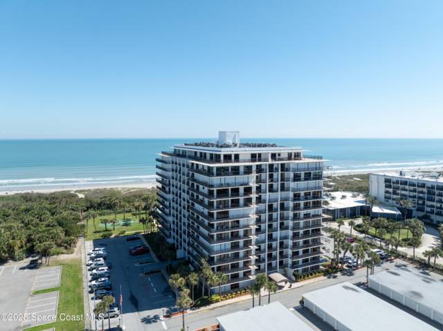 2100 Towers Condo