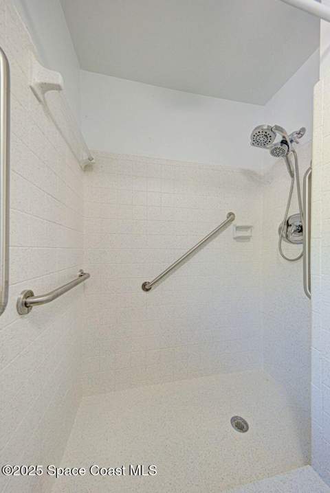 6545 Floridana Avenue, Melbourne Beach FL - photo 18 of 43