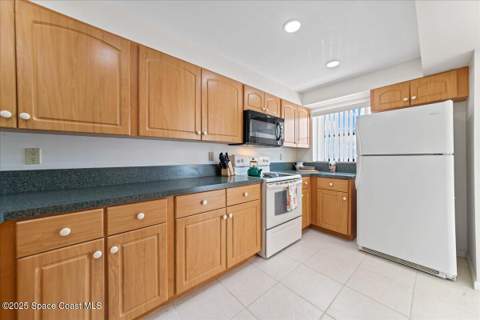2160 N Highway A1a #202, Indialantic FL - photo 7 of 36