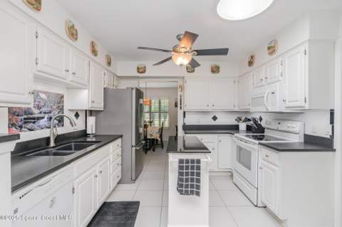 1290 Mayflower Avenue, Melbourne FL - photo 9 of 37