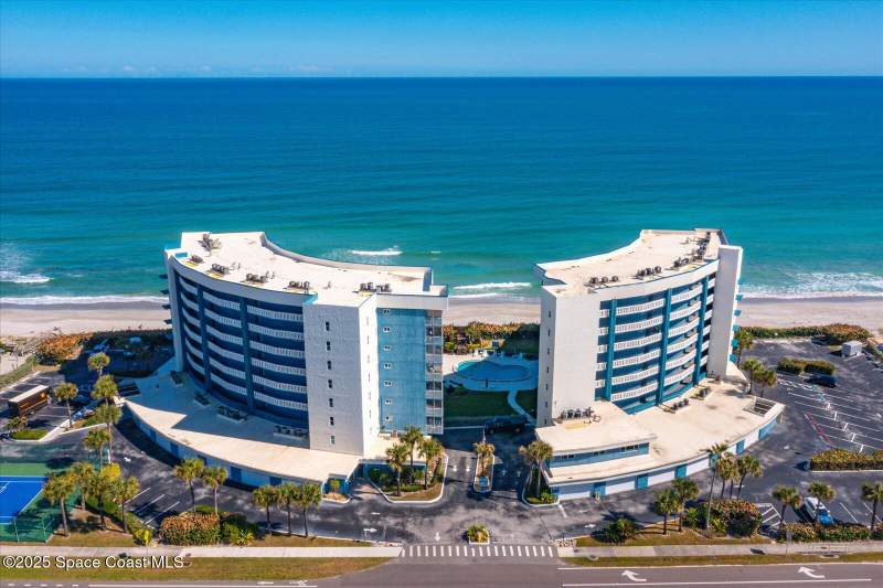 2 bedroom Condominium at 1175 Highway A1a #403, Buccaneer Condo Apts, Satellite Beach — photo 2