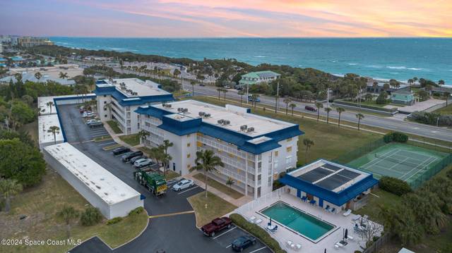2160 N Hwy A1a #302