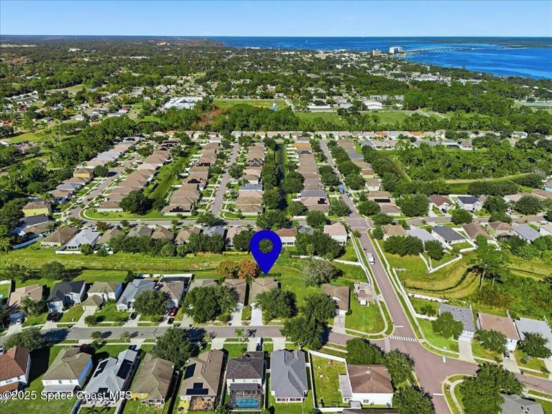 4 bedroom Single Family Residence at 1299 Macon Drive, Plantation Oaks of Brevard Phase 3, Titusville — photo 5