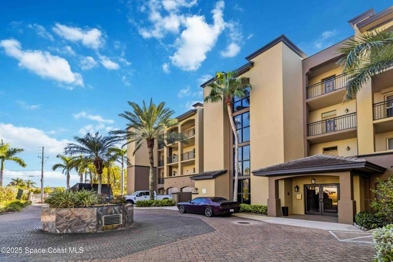 3 bedroom Condominium at 4125 W End Road #306, Harbor Club Condominium, Cocoa Beach — photo 2