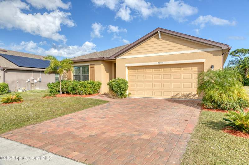 4 bedroom Single Family Residence at 7339 Tourmaline Drive, Crystal Bay Phase One - A Replat, Grant-Valkaria — photo 4