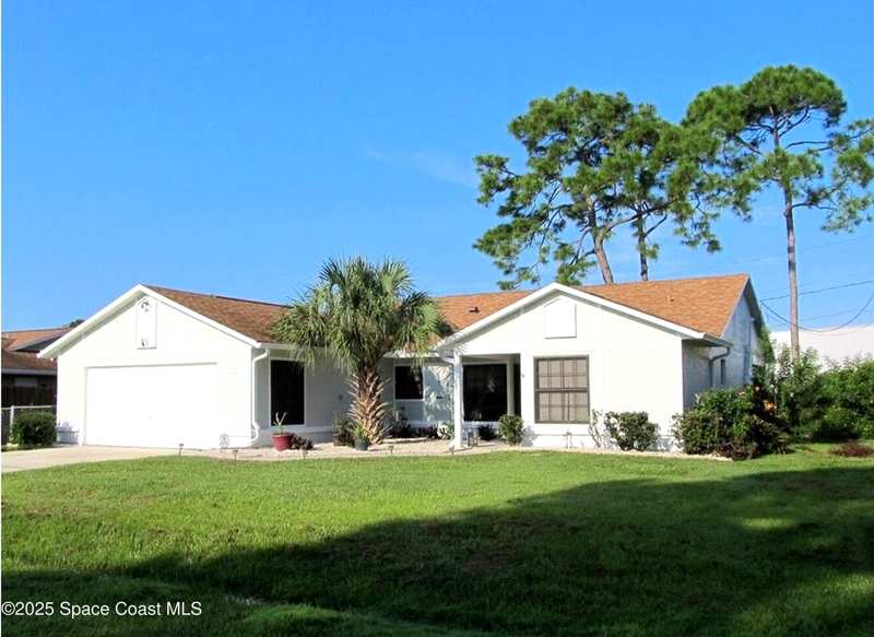 3 bedroom Single Family Residence at 1370 Welser Avenue, Port Malabar Unit 21, Palm Bay — photo 1