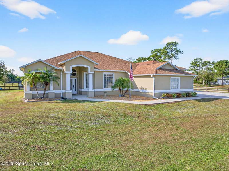 5 bedroom Single Family Residence at 2740 Waring Lane, Malabar, Malabar — photo 2