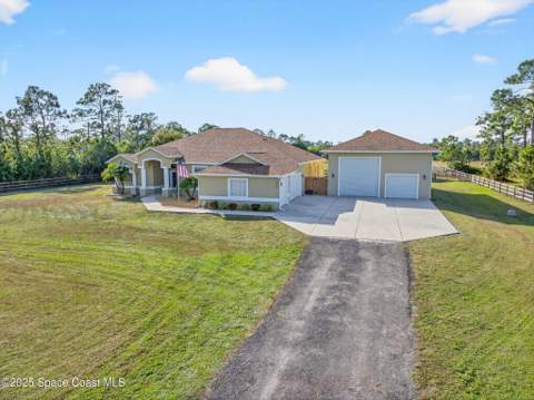 2740 Waring Lane, Malabar FL - photo 9 of 96