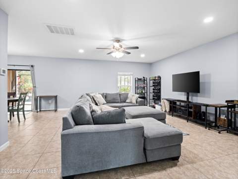 850 Fiddleleaf Circle, Melbourne FL - photo 12 of 41