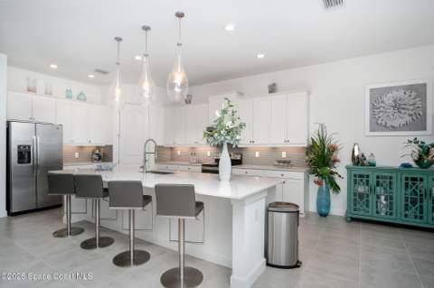 2568 Millennium Circle, Melbourne FL - photo 9 of 39