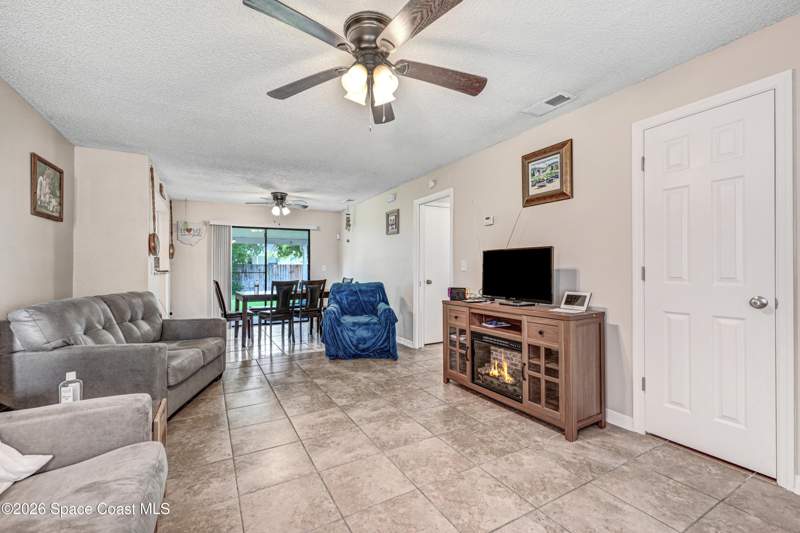 3 bedroom Single Family Residence at 2442 Dianne Drive, Melrose Manor Unit 3, Cocoa — photo 5