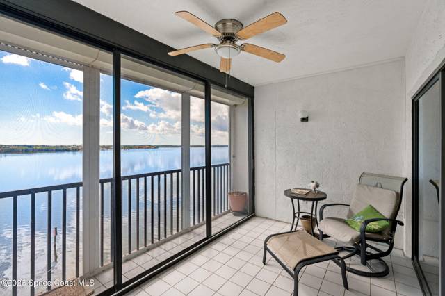 Rock Pointe Condo