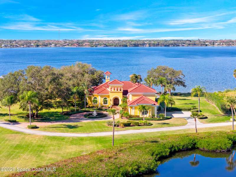 5 bedroom Single Family Residence at 265 Stewart Drive, Merritt Island, Merritt Island — photo 1