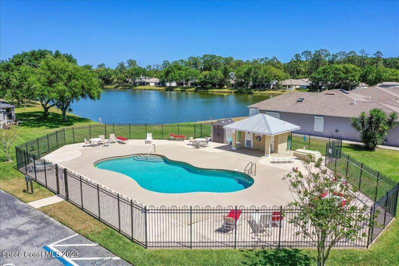 4 bedroom Single Family Residence at 1531 Vista Lake Circle, Meadow Lake Subdivision Phase 1, Melbourne — photo 5