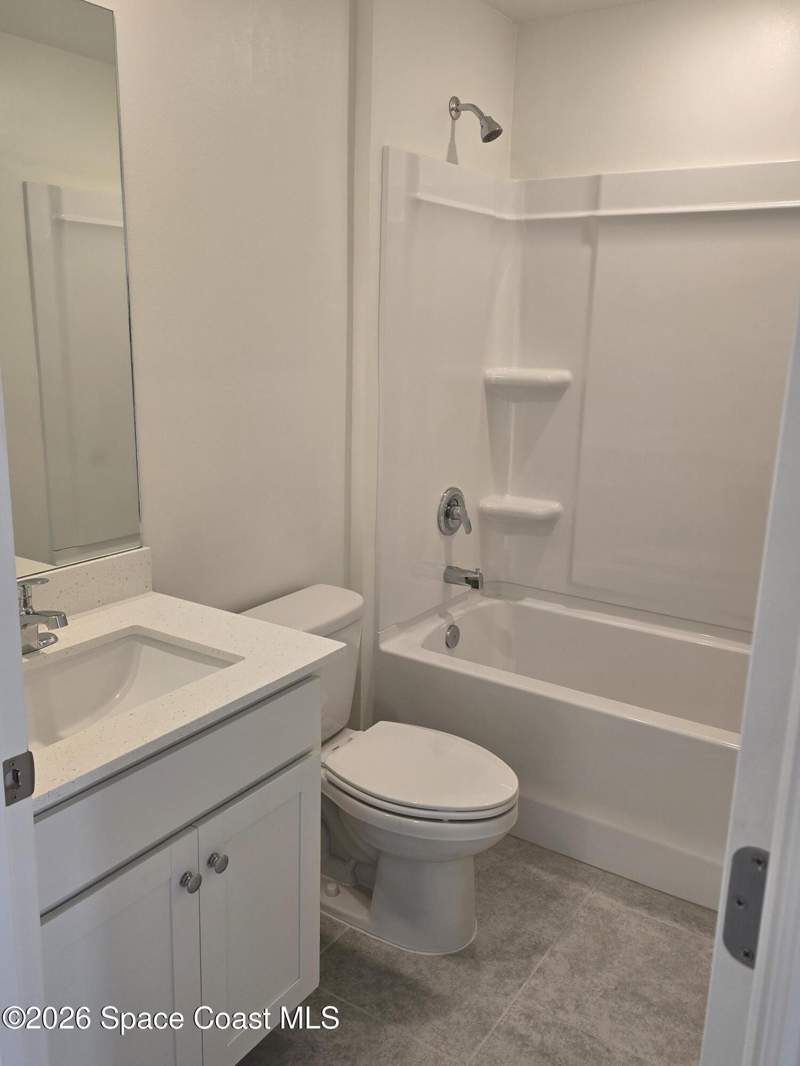 3 bedroom Single Family Residence at 582 SW Richmond Circle, Richmond Cove, Palm Bay — photo 3