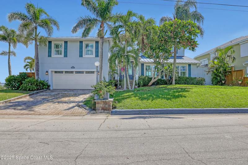 5 bedroom Single Family Residence at 700 Milford Point Drive, Milford Point Beach Subd, Merritt Island — photo 5