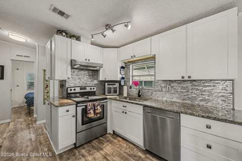 302 Plantation Drive, Titusville FL - photo 11 of 24