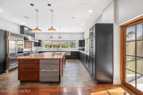 531 Sunset Boulevard, Melbourne Beach FL - photo 19 of 73