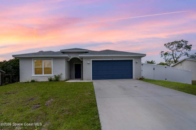 4 bedroom Single Family Residence at 866 Carnival Road Se Road, Port Malabar Unit 12, Palm Bay — photo 1