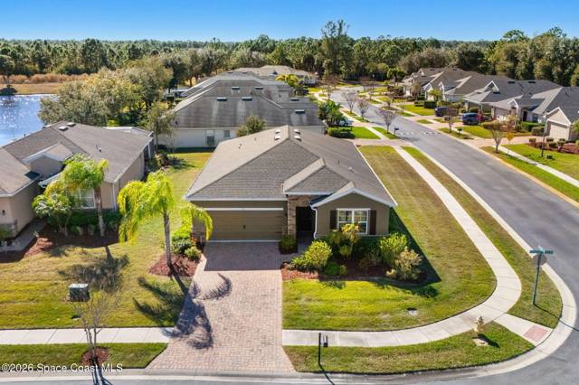 Fairway Crossings Townhomes At Bayside Lakes