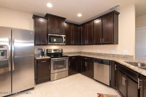 127 Redondo Drive, Satellite Beach FL - photo 8 of 48