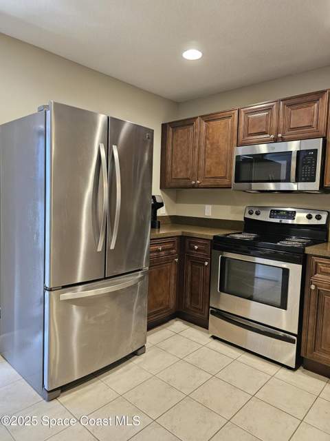 4570 Radiant Way #104, Melbourne FL - photo 10 of 41