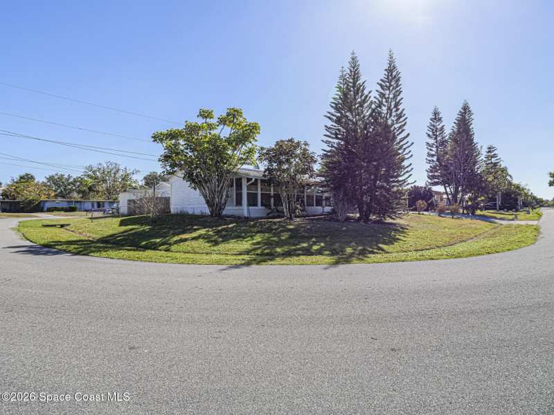 3 bedroom Manufactured Home at 37 Sapphire Street, Acres of Diamonds, Melbourne — photo 1