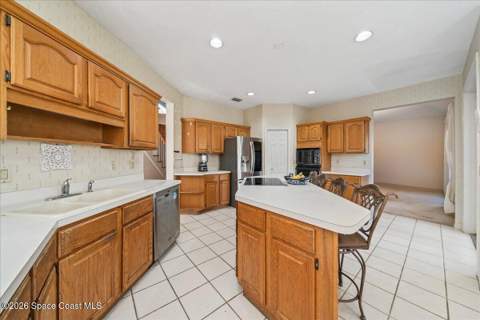 594 Hummingbird Drive, Indialantic FL - photo 9 of 58