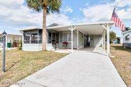 2 bedroom Manufactured Home at 807 W Wren Circle, Barefoot Bay Unit 2 Part 10, Barefoot Bay — photo 1