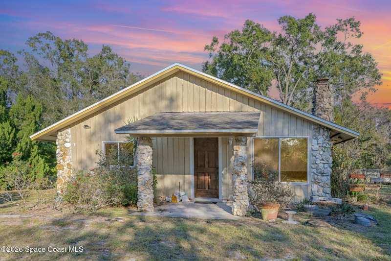 3 bedroom Single Family Residence at 5195 Blounts Ridge Road, Indian River Park, Mims — photo 1