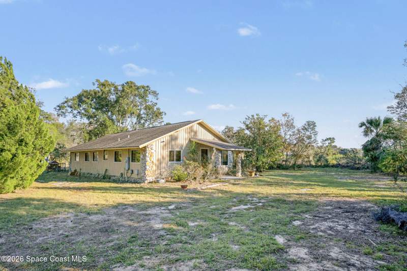 3 bedroom Single Family Residence at 5195 Blounts Ridge Road, Indian River Park, Mims — photo 4