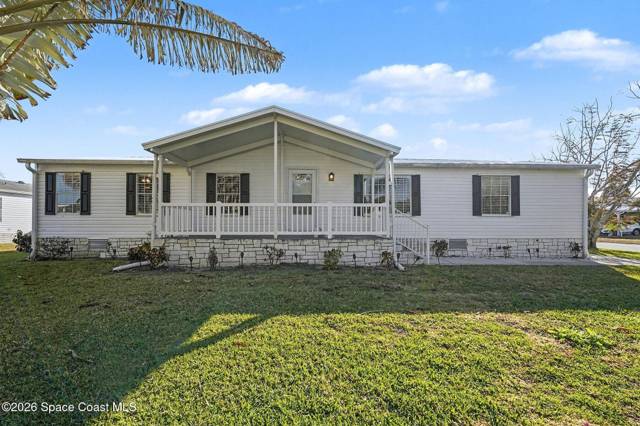 926 Laurel Circle, home for sale in Barefoot Bay