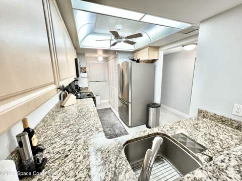 640 N Atlantic Avenue #3b, Cocoa Beach FL - photo 11 of 32