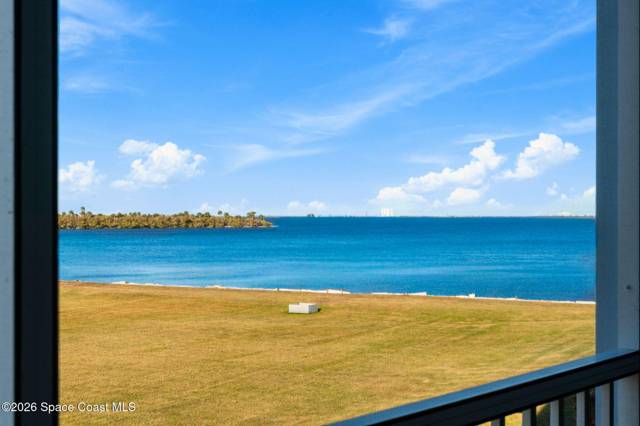 7350 N Highway 1 #201
