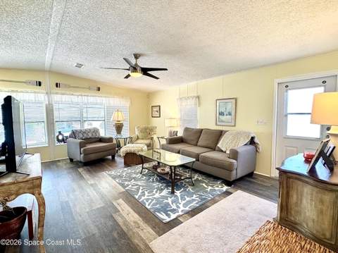 482 Marlin Circle, Barefoot Bay FL - photo 7 of 39