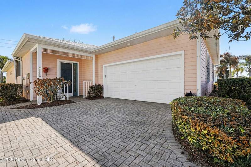 3 bedroom Single Family Residence at 4220 Alamanda Key Drive, Alamanda Key Phase I, Melbourne — photo 2