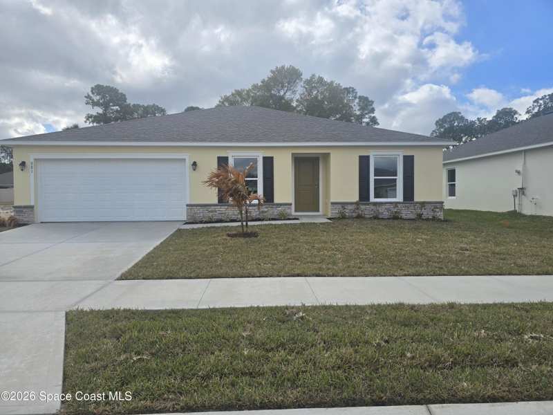 3 bedroom Single Family Residence at 981 SW Richmond Circle, Richmond Cove, Palm Bay — photo 1