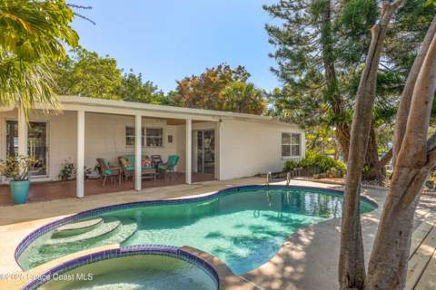 124 Aucila Road, Cocoa Beach FL - photo 7 of 58
