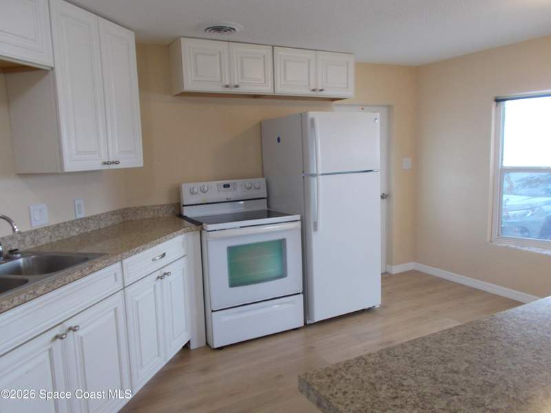 2 bedroom Manufactured Home at 932 Cashew Circle, Barefoot Bay Unit 2 Part 12, Barefoot Bay — photo 3
