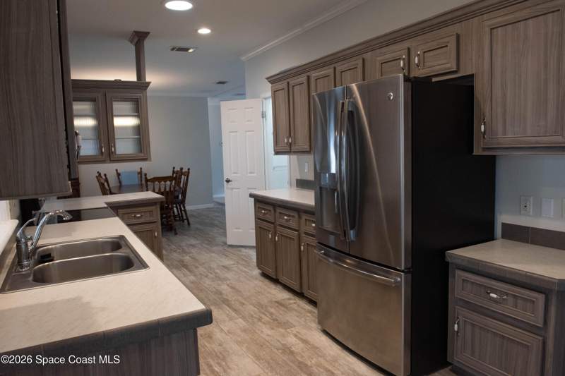 3 bedroom Manufactured Home at 1111 Scobey Court, Port Malabar Holiday Park Unit 1 1st Replat, Palm Bay — photo 2