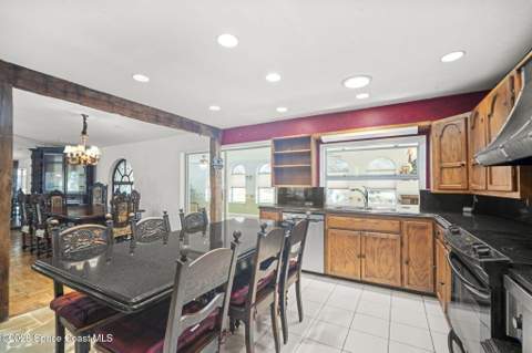 620 W Pine Road, Melbourne FL - photo 11 of 32