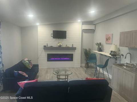 345 S Point Court, Satellite Beach FL - photo 8 of 27