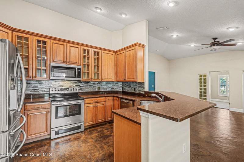 3 bedroom Condominium at 150 Roosevelt Avenue #B, Gulfstream Beach, Satellite Beach — photo 3