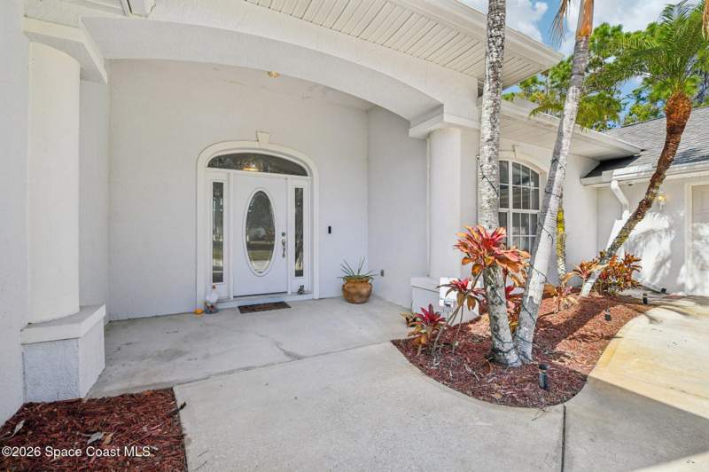 3 bedroom Single Family Residence at 321 Brightwater Drive, Lake Forest at Bayside Lakes, Palm Bay — photo 3