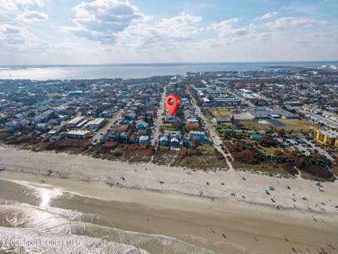 526 Jefferson Avenue, Cape Canaveral FL - photo 7 of 51