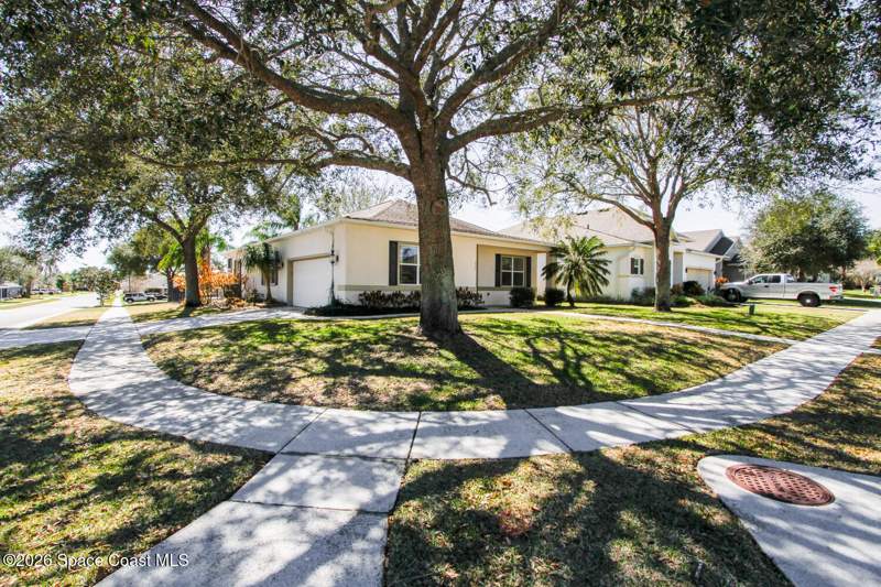 3 bedroom Single Family Residence at 513 Hollow Glen Drive, Sisson Meadows, Titusville — photo 2