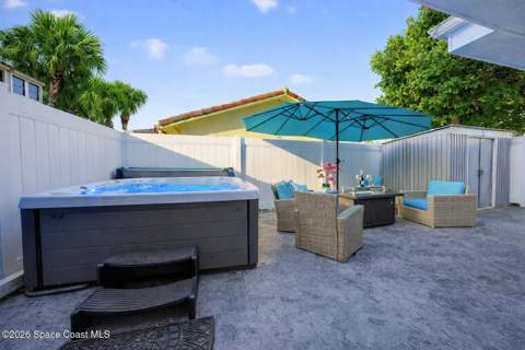 526 Jefferson Avenue, Cape Canaveral FL - photo 9 of 51