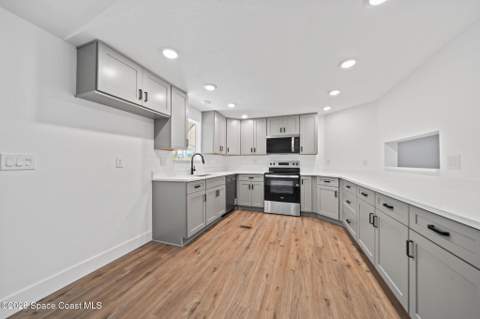 935 Falcon Drive, Micco FL - photo 8 of 39
