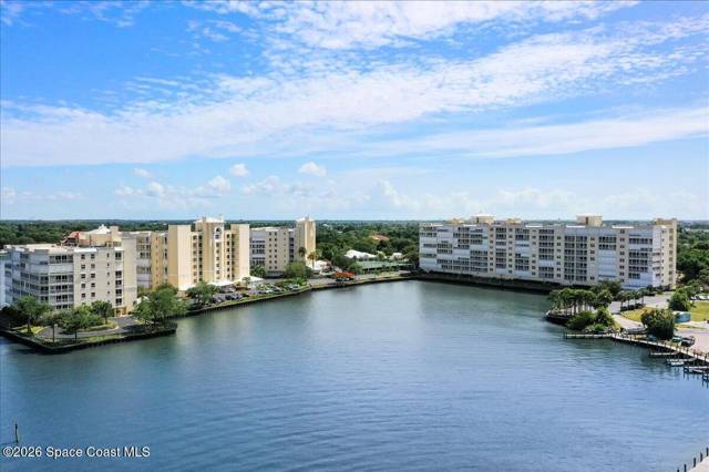 Island Pointe