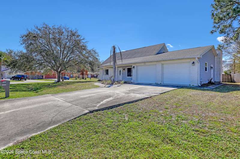 3 bedroom Single Family Residence at 1074 Castile Road, Port Malabar Unit 9, Palm Bay — photo 1